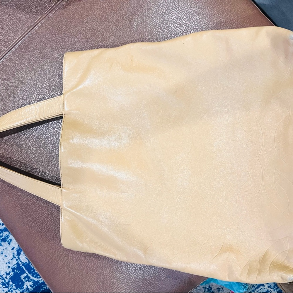 Channel Bag - Picture 3 of 10